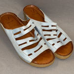 V Italia pearlescent blue strappy sandals wedges women’s size 40 EUC feminine White Photo 0