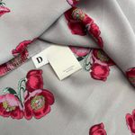 Ann Taylor Women’s Gray Short Sleeve Floral Blouse Sz Small Photo 4