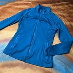 Fabletics Kimmy Jacket Baltic Teal Full Zip size small thimb holes breathable Photo 0