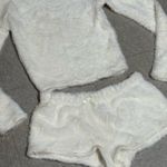 YITTY  Lounge Set Photo 3