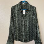 NWT Favorite Daughter, The Take Me Seriously Top (M) MSRP $218 Photo 2