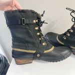 Sorel  Women's Black Conquest Carly Short NL1899-010
Classic Ankle Winter Boot Photo 6