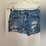 American Eagle  hi rise distressed shortie crochet pocket detail size 4 Photo 7