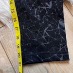 Lululemon  Wunder Under Crop ll Full On Luon in Star Crushed Coal Black. Size 6. Photo 10
