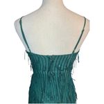 City studio green sequin fringe v Photo 5