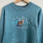 Vintage 90s Blue Yosemite Embroidered Wolf Mountain Crewneck Pullover Sweatshirt Size M Photo 2