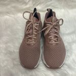 Nike Women's Air Max Motion Low Sneakers Bin 11 Photo 2