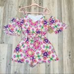 Everly NWT Boutique floral cold shoulder romper size small Photo 7