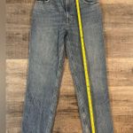 Abercrombie & Fitch The 90’s Straight Ultra High Rise jeans in medium Photo 6
