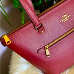 Coach  Gallery Tote Bag Photo 1