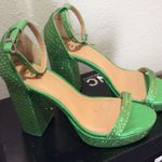 New Women's Shea Platform Dress Sandals INC Green Glitter Stud Block Heel Size 9 Photo 4