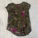 Wall Flower Pocket Floral Tee Photo 2