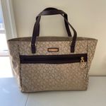 Tommy Hilfiger EUC women’s brown tan gold hardware zip shoulder tote bag purse Photo 0
