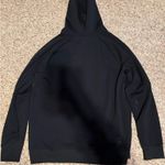 on cloud  black hoodie  Photo 2
