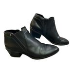 Vera Wang Simply Vera  Skylark Women's Elegant Black Ankle Boots size 7.5 Photo 1