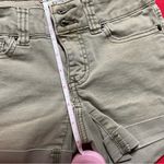 Mudd  Green FLX Stretch Cuffed Shorts - Juniors 0 - EUC Photo 3