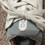 on cloud  Roger Photo 1