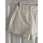 Danielle Bernstein  Women's 2 Ivory Shorts NEW Summer Vacation Photo 1