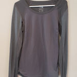 The North Face  Women's flash dry Charcoal active wear Long Sleeve Top Photo 0