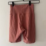 Aerie  Offline Ribbed Lettuce Hem Offline OG Bike Short 7" Pink Salmon Sz S Photo 4