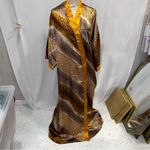 Vintage silky leopard robe pockets cozy sexy cougar mob wife golden old money Gold Size 2X Photo 7