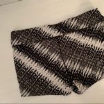 Athleta  Black/White Chaturanga Shortie Shorts 495 Photo 5