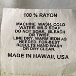 Jams World Bianca print Hawaiian cap sleeve white floral Aloha blouse Medium EUC Photo 14