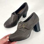 Clarks Collection Women's Leather Block Heel Side Zip Pumps Heels Taupe Size 8M Photo 0