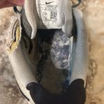 Nike  Basketball Shoes Photo 1