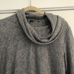 Women’s gray cowl neck long sleeve blouse sweater top flowy office turtleneck Photo 7