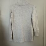Athleta  Cream Merino Wool V-Neck Sweater Size Small Photo 1