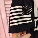 Black Graphic T Photo 2