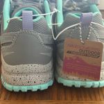 Skechers  Women’s 8 Photo 3