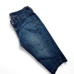 Old Navy  Ultra Blue Capri Jeans Low Rise Stretch 33" Waist Women's 8 Photo 2