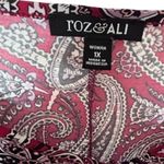 Roz & Ali  top, 1X Photo 2