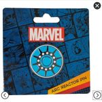Marvel NWT Arc Reactor Pin Photo 2