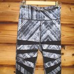 Lululemon  High Times 7/8 Leggings in Heat wave Photo 4