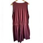 Old Navy  Women’s Breathe ON Cross Front V-Neck Romper 3.5 Inseam Size XL Photo 5