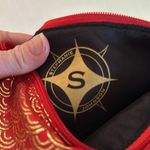 Stephanie Johnson Brocade Makeup Cosmetic Bag Women's 9" Red Gold Tassel NWOT Red Photo 3