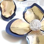 ZARA New!  Floral Post Back Earrings Photo 7