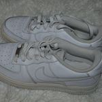 Nike Big Kids Air Force 1 Sneakers White 6.5 Y pre owned gently used or … Photo 5
