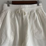 Athleta Farallon Midi Shorts In Magnolia White Women's Size S Photo 6
