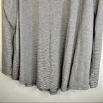 Tommy Hilfiger  Sport Shirt‎ Photo 2