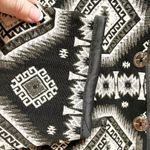 Red Ranch Southwestern Aztec Print Lightweight Jacket Black White Women’s Size L Size L Photo 3