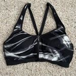 Victoria's Secret women’s 34B black and white victoria’s secret / victoria sport sports bra! Photo 0