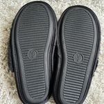 Victoria's Secret Slippers Photo 2