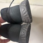 Nike  Shoes Womens 8.5 Revolution 5 Athletic Running Low Sneakers Black Fabric Photo 4