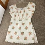 Dress barn size medium Floral Print blouse White Photo 0