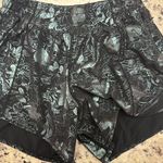 Lululemon Hotty Hot Shorts 4” Photo 0