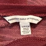 American Eagle WOMEN’S 𝅺 maroon split open back crochet sleeve sweatshirt Photo 6